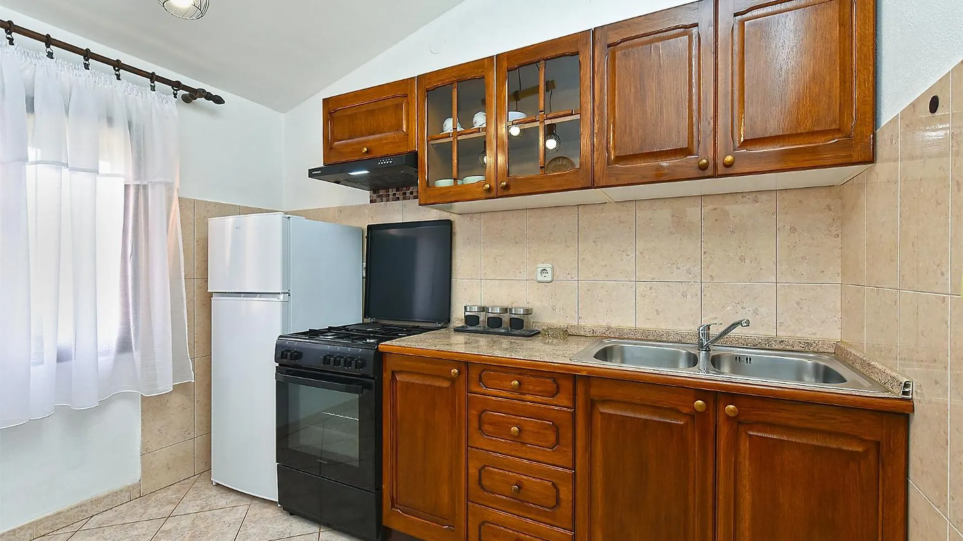 Apartments Miranda 1858 파자나 0*,  크로아티아