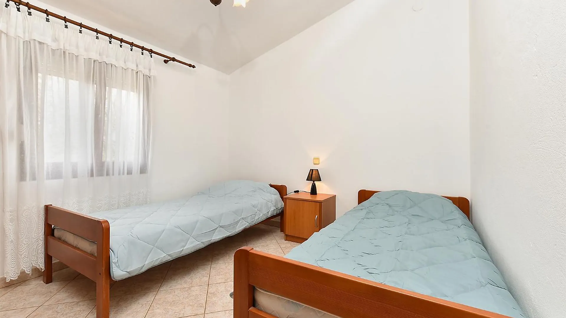 Apartments Miranda 1858 파자나