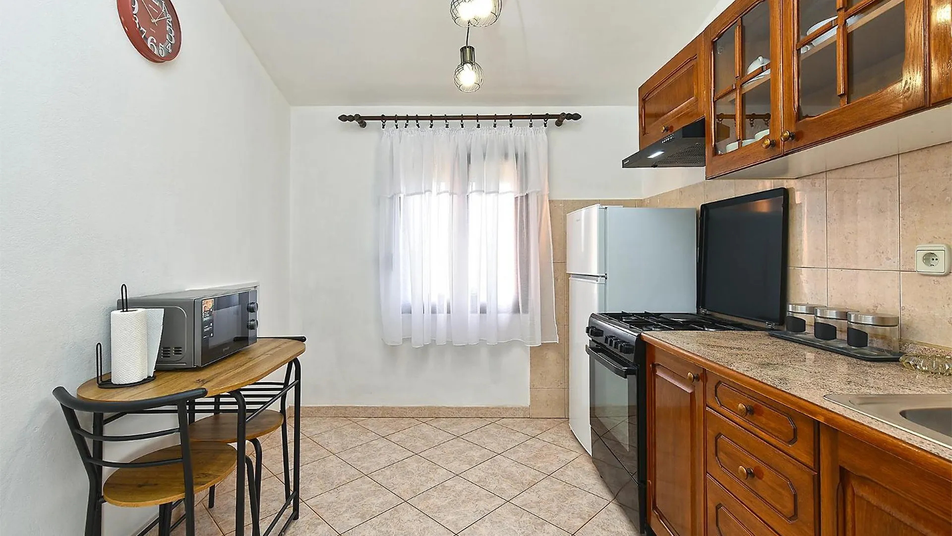 Apartments Miranda 1858 파자나