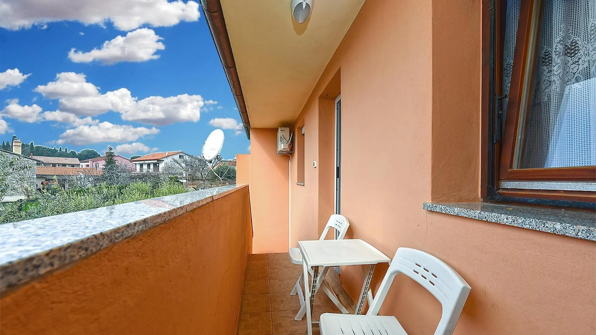 Apartments Miranda 1858 파자나 0*,