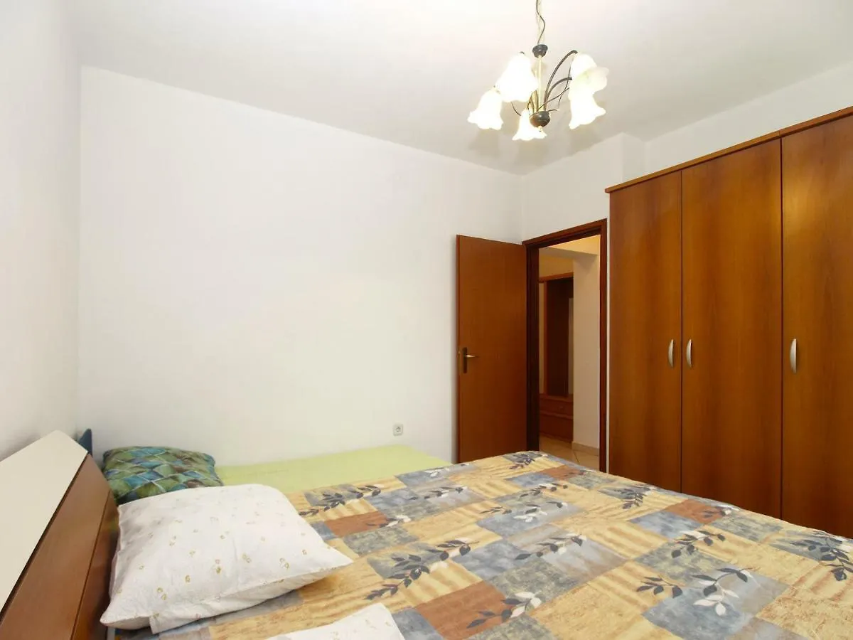 Apartments Miranda 1858 파자나 0*,  크로아티아